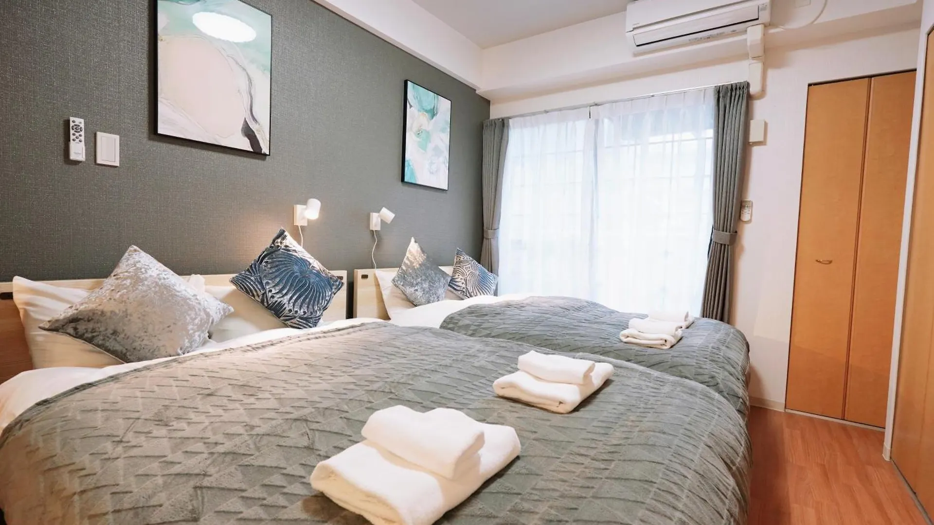 Kuromon Royal Apartment Osaka Japan
