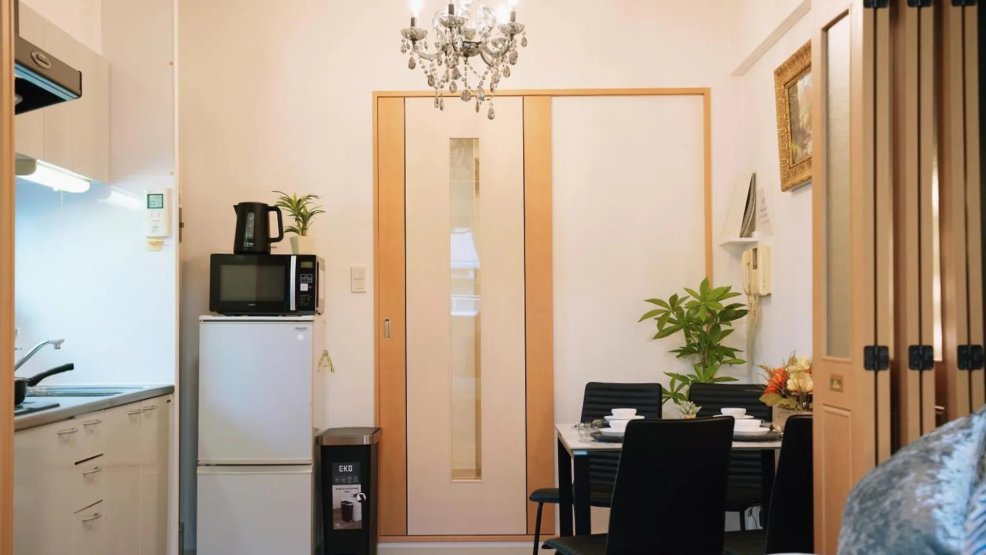 Kuromon Royal Apartment Osaka