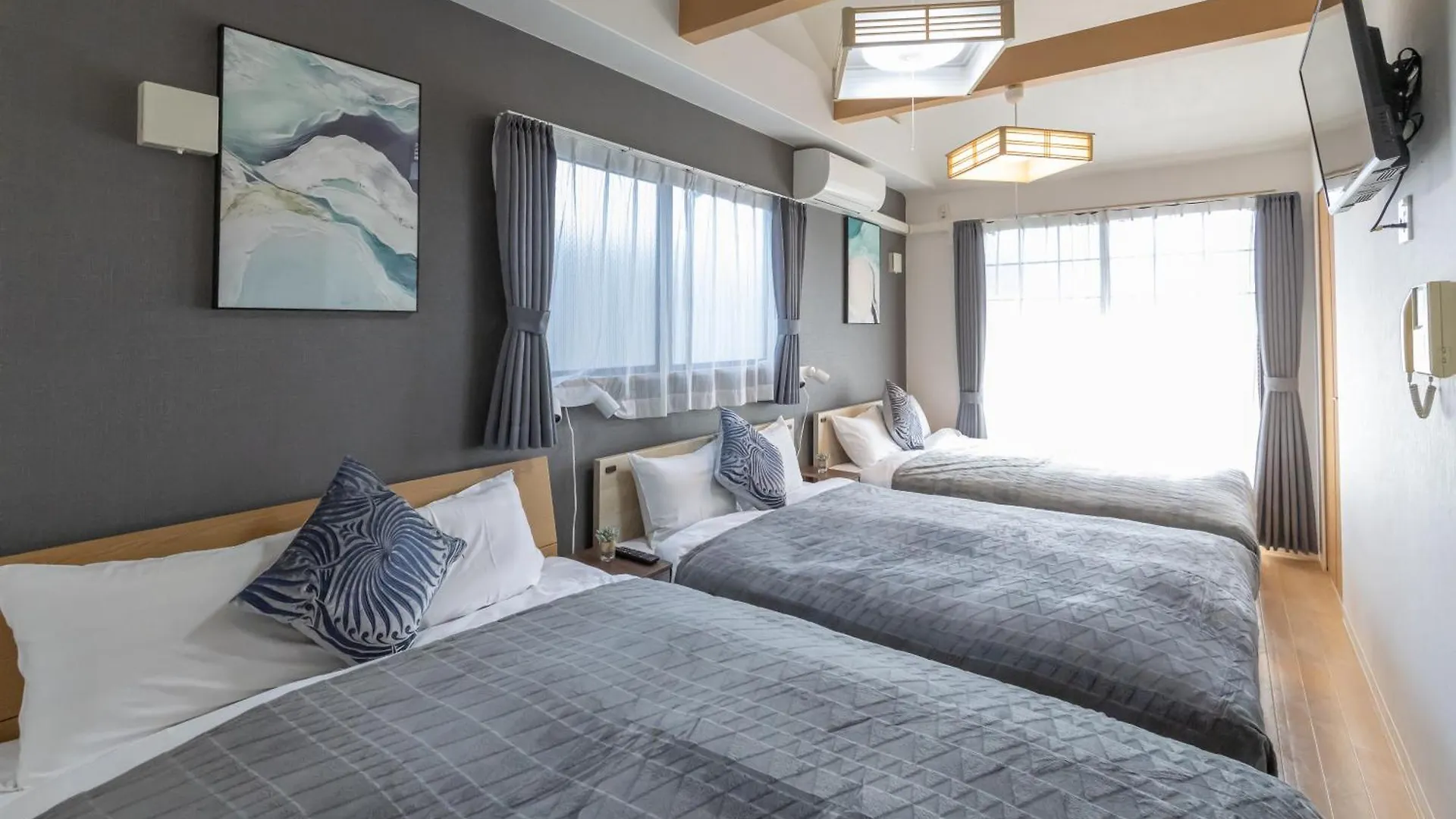 Kuromon Royal Apartment Osaka