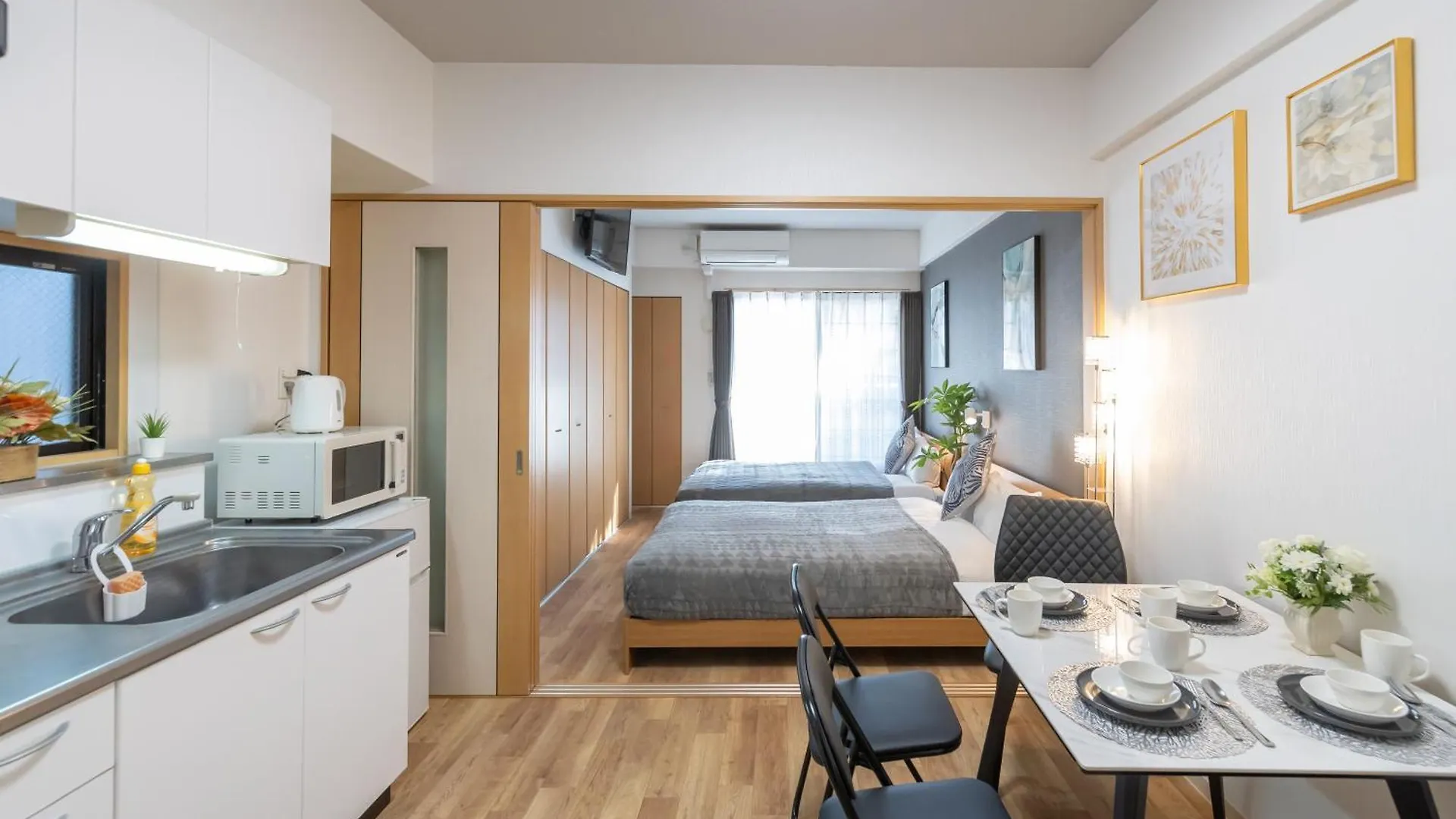 Kuromon Royal Apartment Osaka