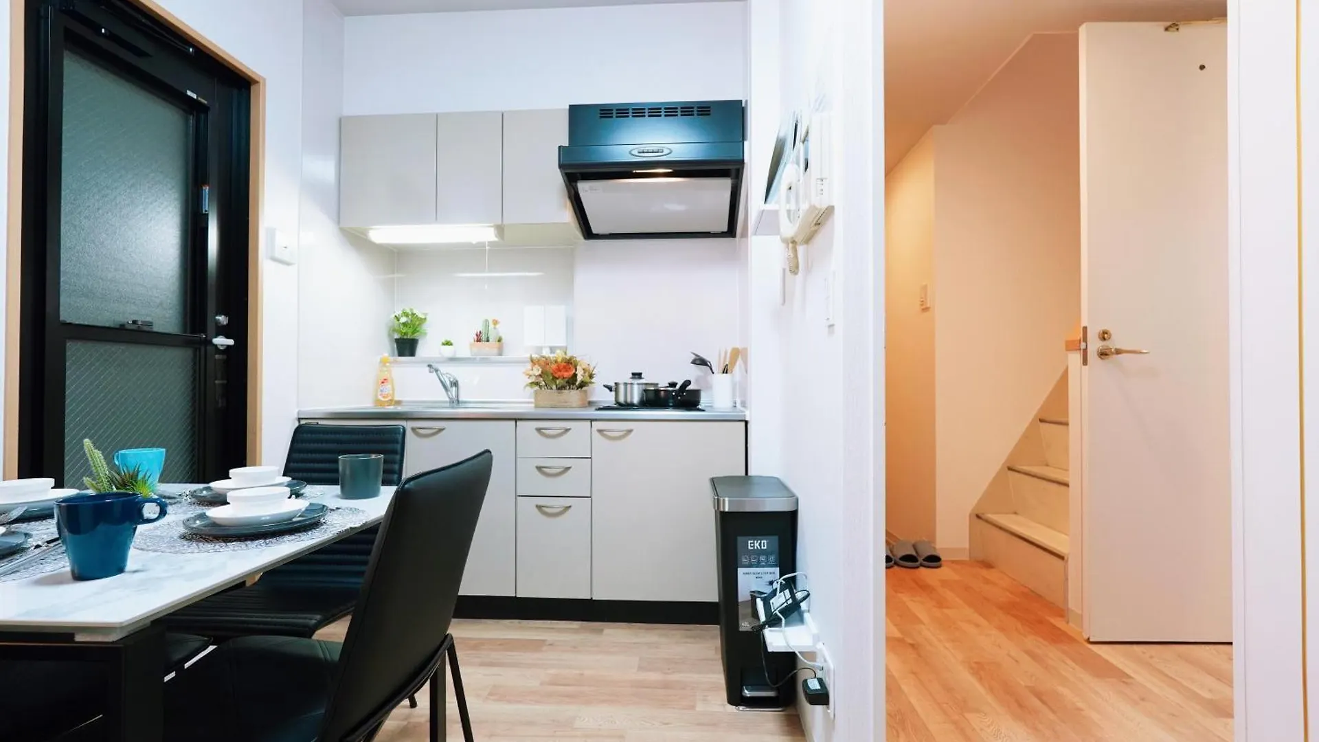Kuromon Royal Apartment Osaka
