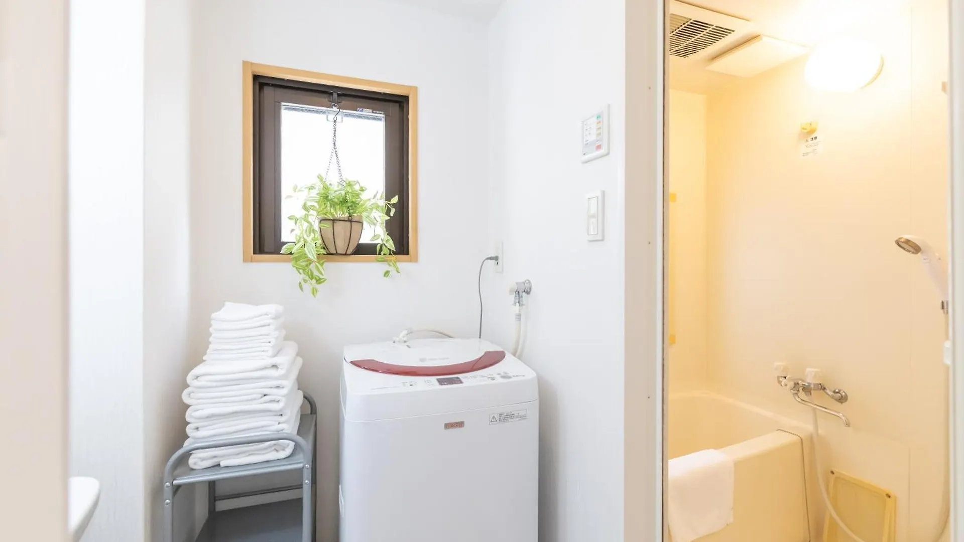 Kuromon Royal Apartment Osaka 0*,  Japan