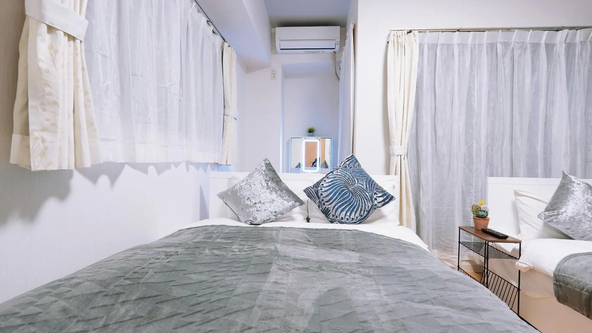 Kuromon Royal Apartment Osaka 0*,  Japan