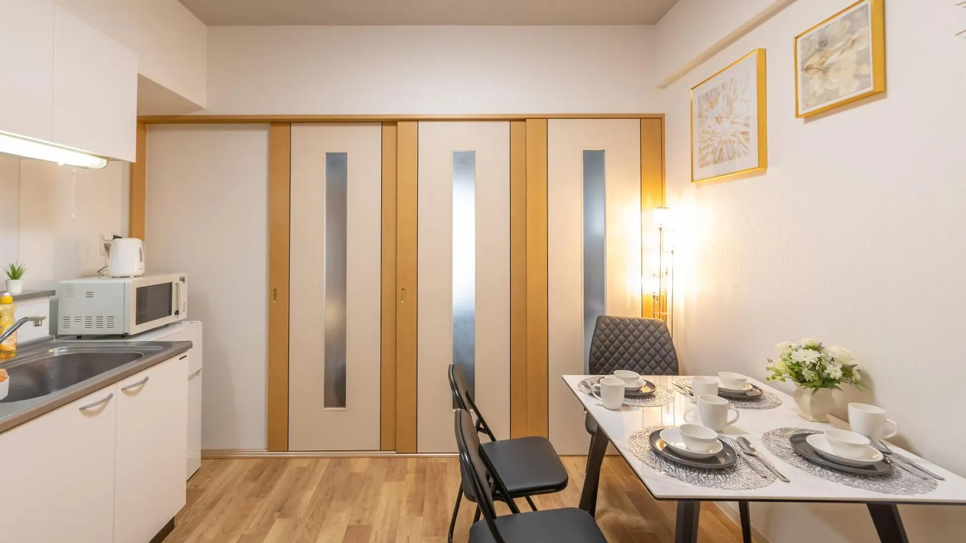 Kuromon Royal Apartment Osaka